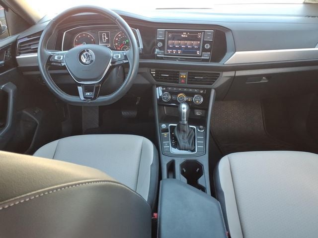 2019 Volkswagen Jetta R-Line