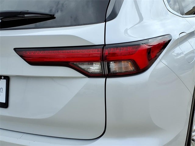 2022 Mitsubishi Outlander ES