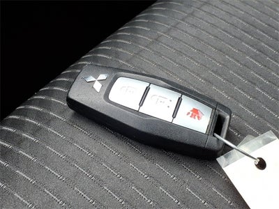 2022 Mitsubishi Outlander ES