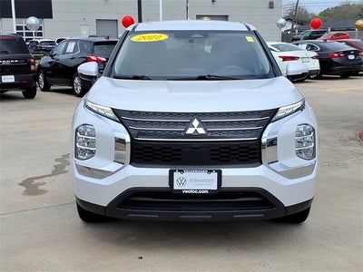 2022 Mitsubishi Outlander ES