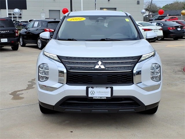 2022 Mitsubishi Outlander ES