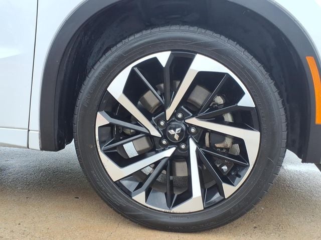 2023 Mitsubishi Outlander SEL