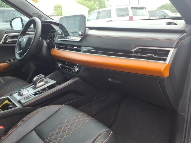 2023 Mitsubishi Outlander SEL