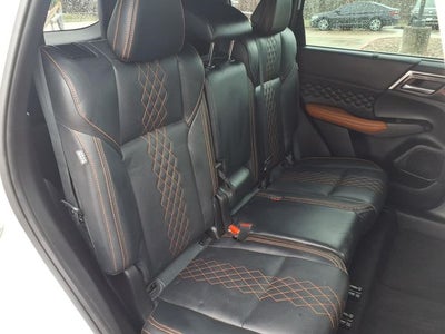 2023 Mitsubishi Outlander SEL