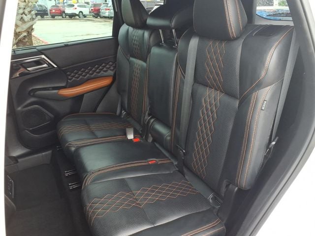 2023 Mitsubishi Outlander SEL