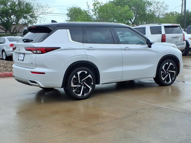 2023 Mitsubishi Outlander SEL