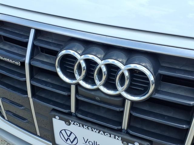 2022 Audi Q5 40 Premium Plus quattro