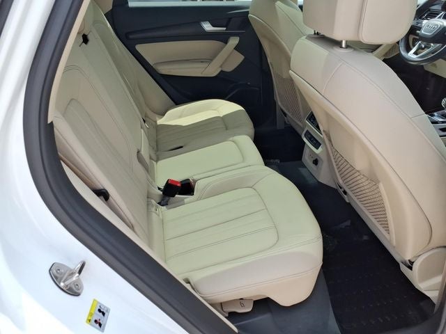 2022 Audi Q5 40 Premium Plus quattro