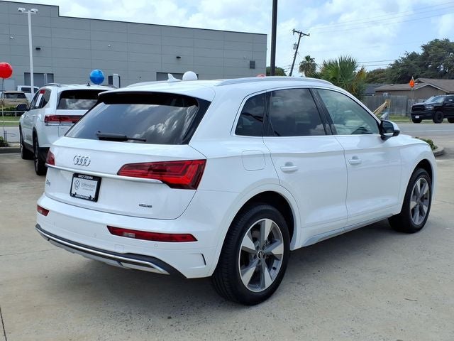 2022 Audi Q5 40 Premium Plus quattro