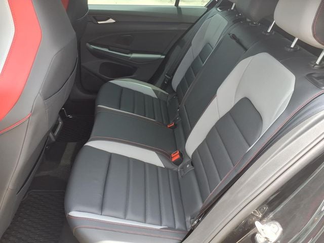 2024 Volkswagen Golf GTI SE
