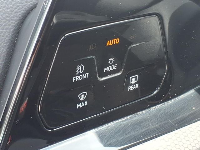 2024 Volkswagen Golf GTI SE