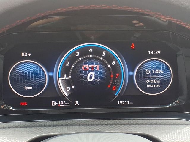2024 Volkswagen Golf GTI SE