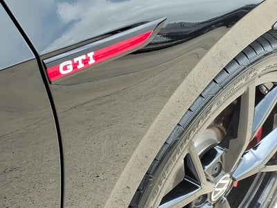 2024 Volkswagen Golf GTI SE