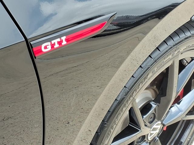 2024 Volkswagen Golf GTI SE