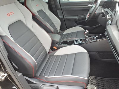 2024 Volkswagen Golf GTI SE