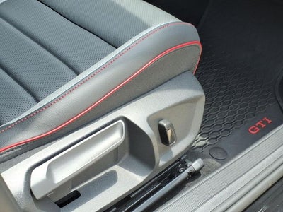 2024 Volkswagen Golf GTI SE